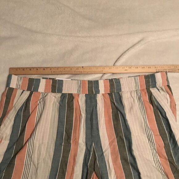 SONOMA SHORTS Plus Size 3X Neutral Stripes  Pull On Elastic Waist $36 Woman New - Picture 6 of 9